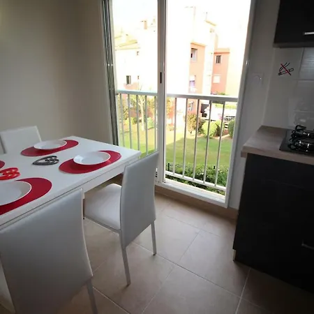 Studio Familial Proche Port Et Plage آجد